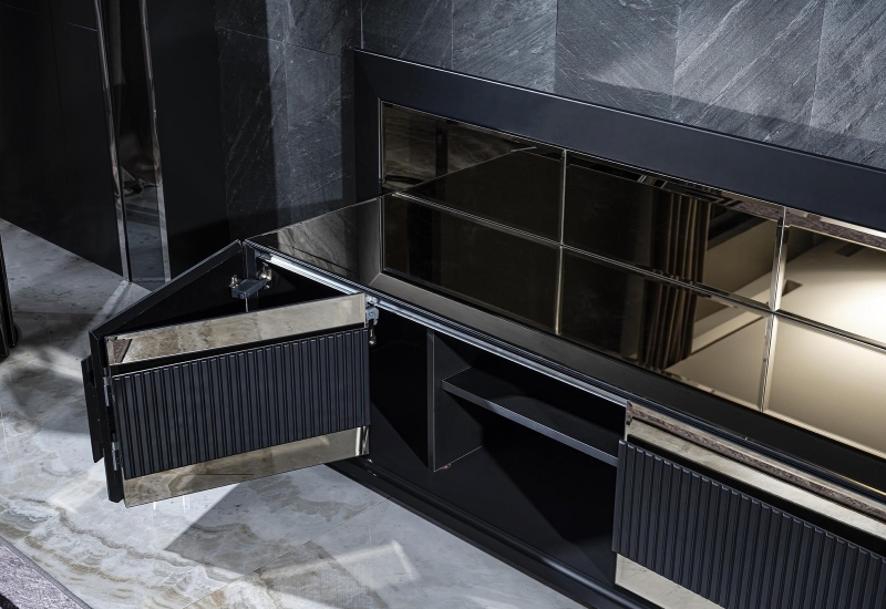 <p>LİON TV ÜNİTE</p>
